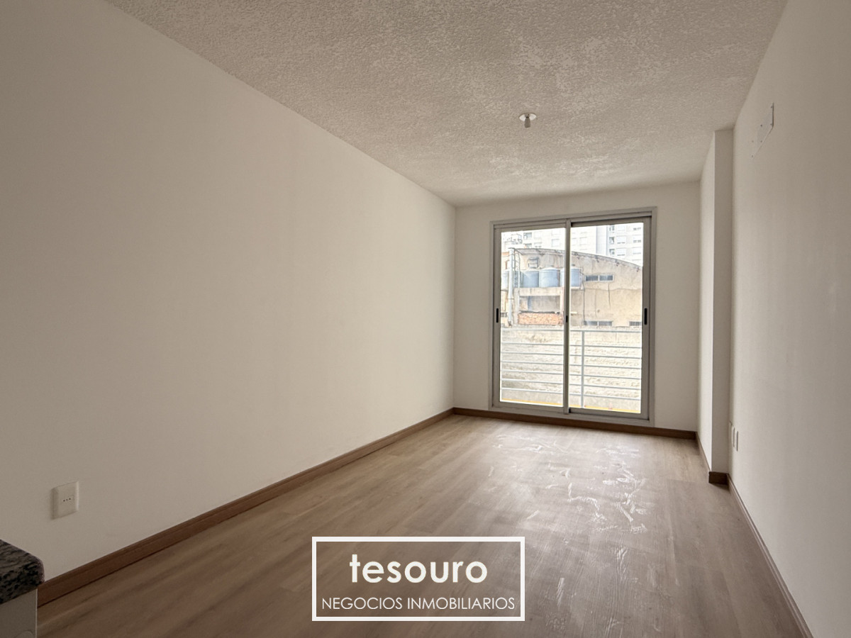 Apartamento ID.5491 - Alquiler de apartamento 1 dormitorio en Tres Cruces