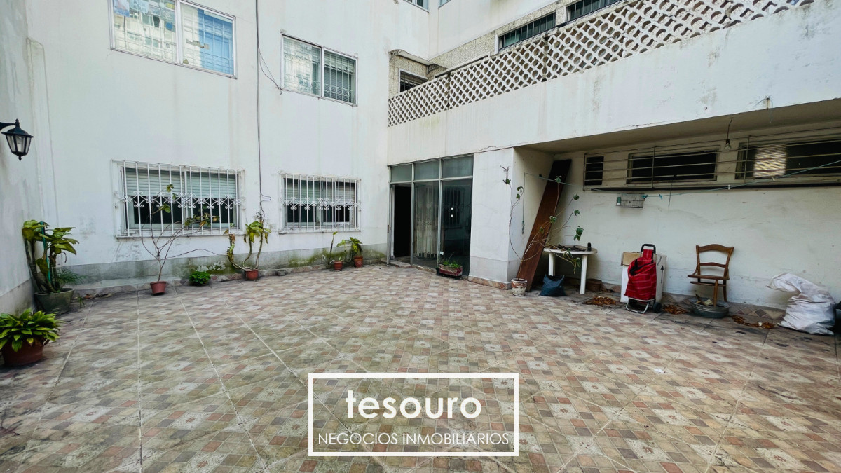 Apartamento ID.4892 - VENTA APARTAMENTO DE 3 DORMITORIOS EN POCITOS PRÓXIMO A RAMBLA