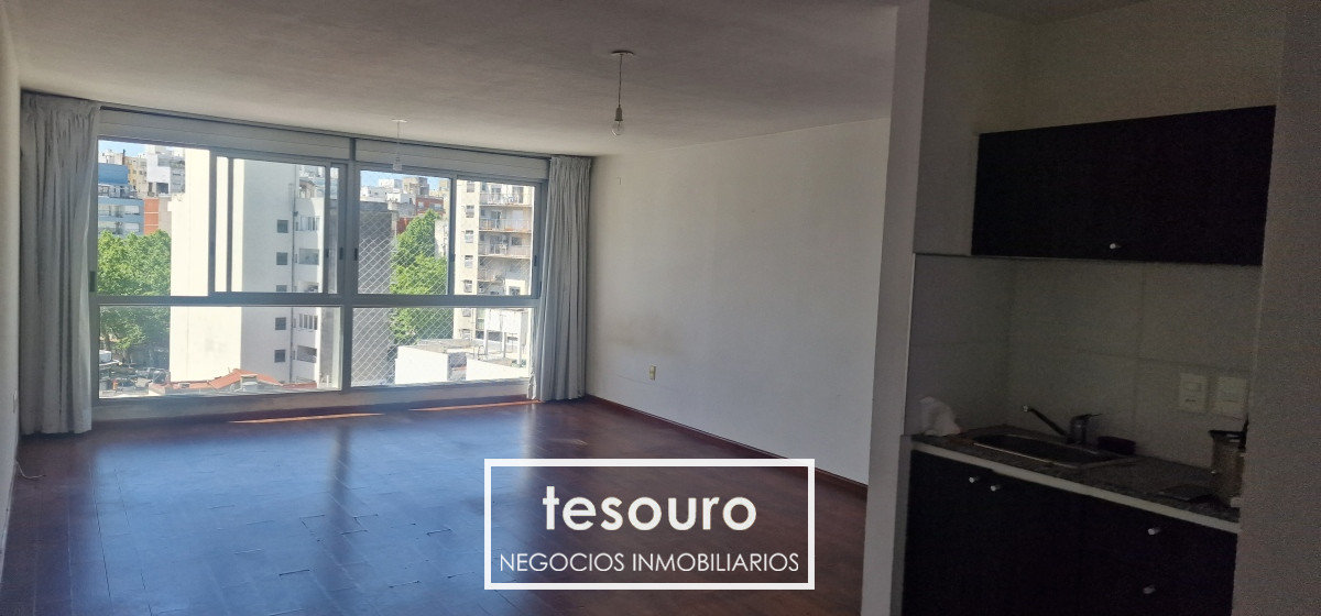 Apartamento ID.3896 - Gran Monoambiente en Rodo y Blanes
