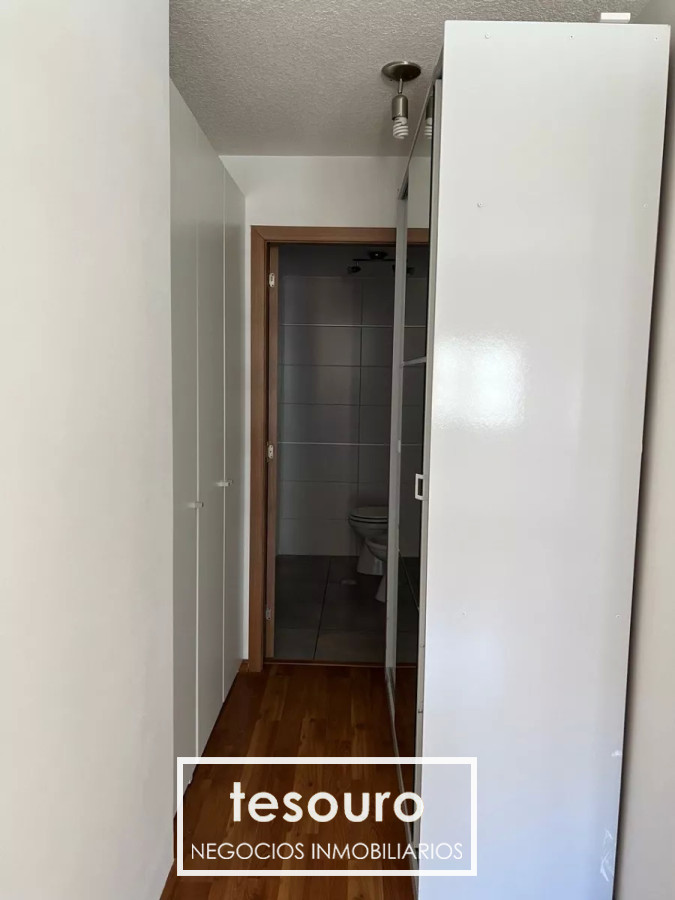 Apartamento ID.4216 - Venta Apartamento de 2 Dormitorios En Cordón Con renta 