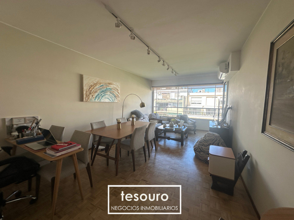 Apartamento ID.5442 - VENTA APARTAMENTO DE 3 DORMITORIOS EN POCITOS A METROS DE LA RAMBLA