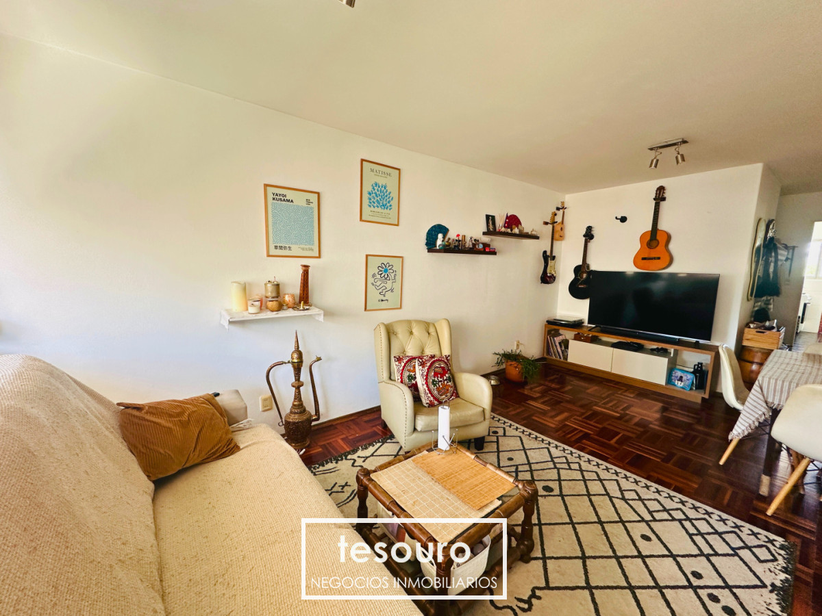 Apartamento ID.5443 - VENTA APARTAMENTO DE 2 DORMITORIOS EN CORDÓN SUR