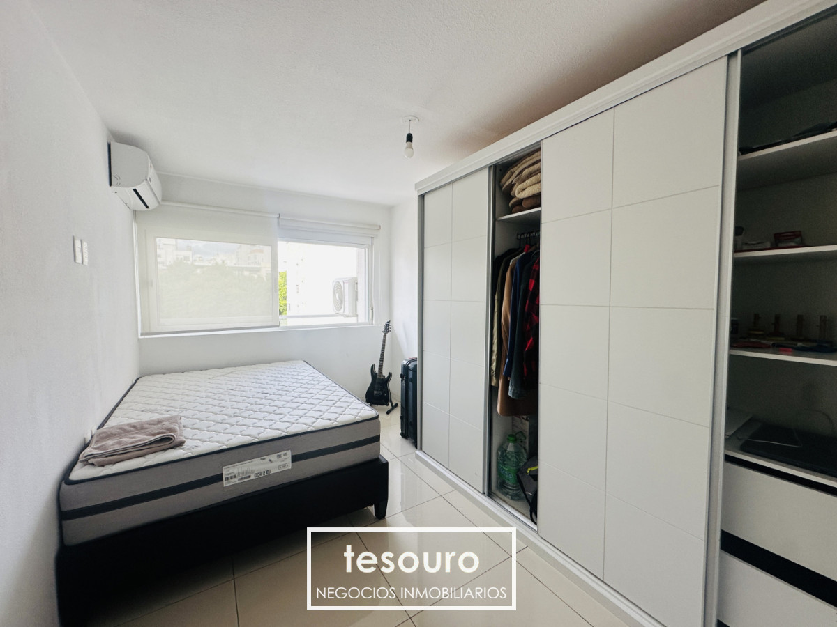 Apartamento ID.5407 - VENTA APARTAMENTO DE 1 DORMITORIO PRÓXIMO A TRES CRUCES CON RENTA