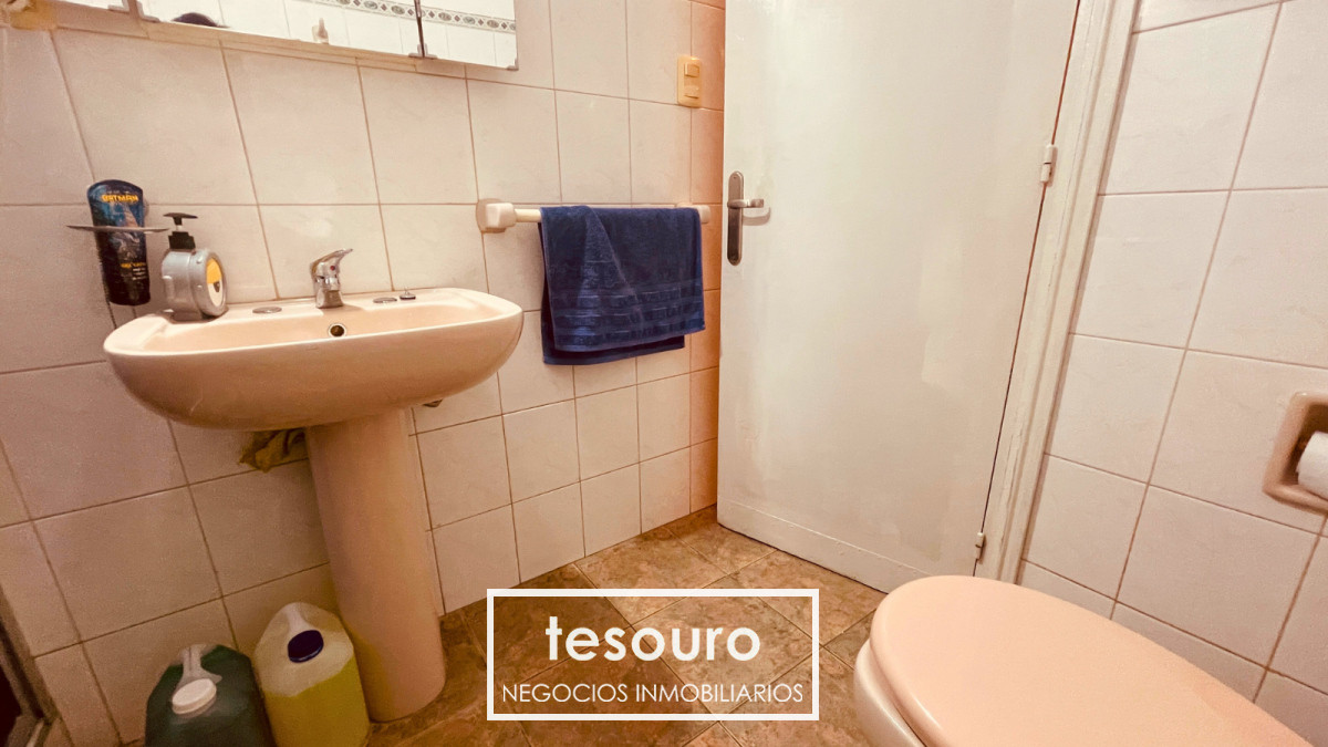 Apartamento ID.4862 - VENTA APARTAMENTO DE 3 DORMITORIOS EN POCITOS, CHARRÚA ENTRE RECARTE Y CORONEL ALEGRE