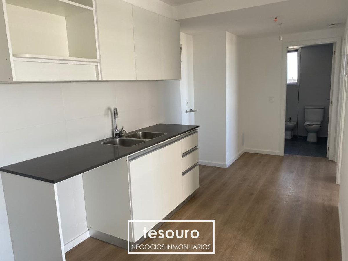 Apartamento ID.2892 - Alquiler Penthouse 2 Dormitorios y Garaje en Malvin