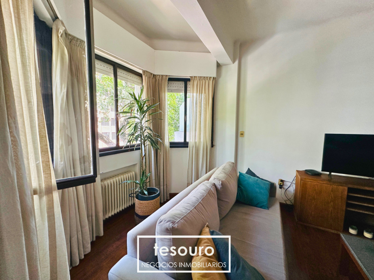 Apartamento ID.5414 - VENTA APARTAMENTO DE 4 DORMITORIOS EN POCITOS