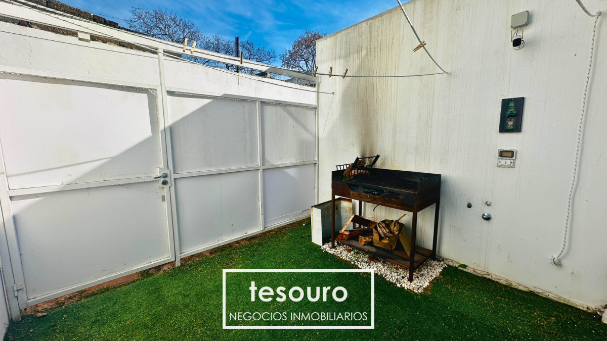 Apartamento ID.5052 - VENTA DÚPLEX DE 2 DORMITORIOS EN UNIÓN