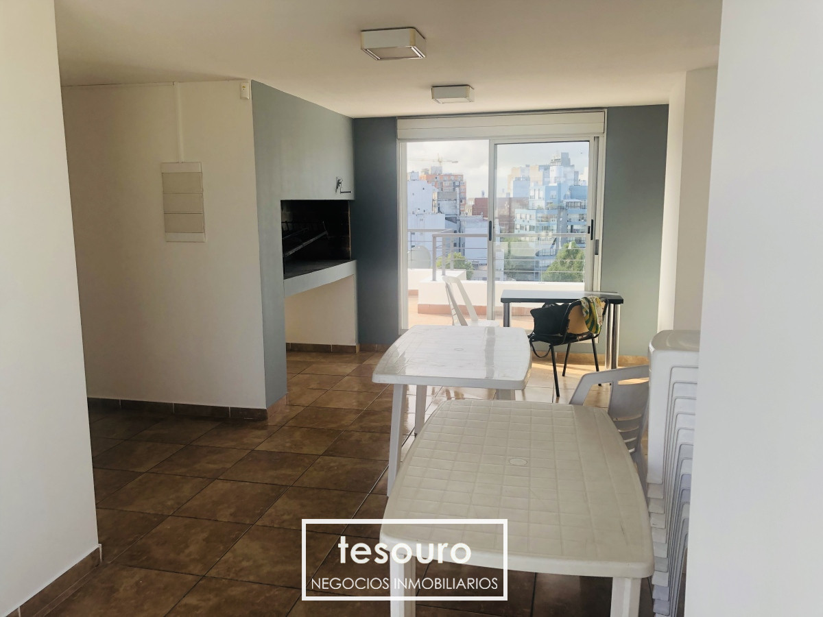 Apartamento ID.3896 - Gran Monoambiente en Rodo y Blanes