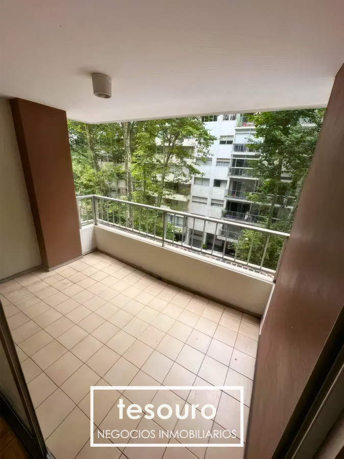 Apartamento ID.4646 - VENTA APARTAMENTO DE 2 DORMITORIOS PRÓXIMO A LA RAMBLA DE POCITOS