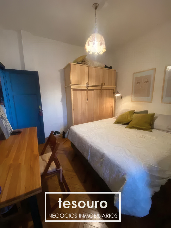 Apartamento ID.4718 - VENTA APARTAMENTO DE 2 DORMITORIOS EN POCITOS CON RENTA
