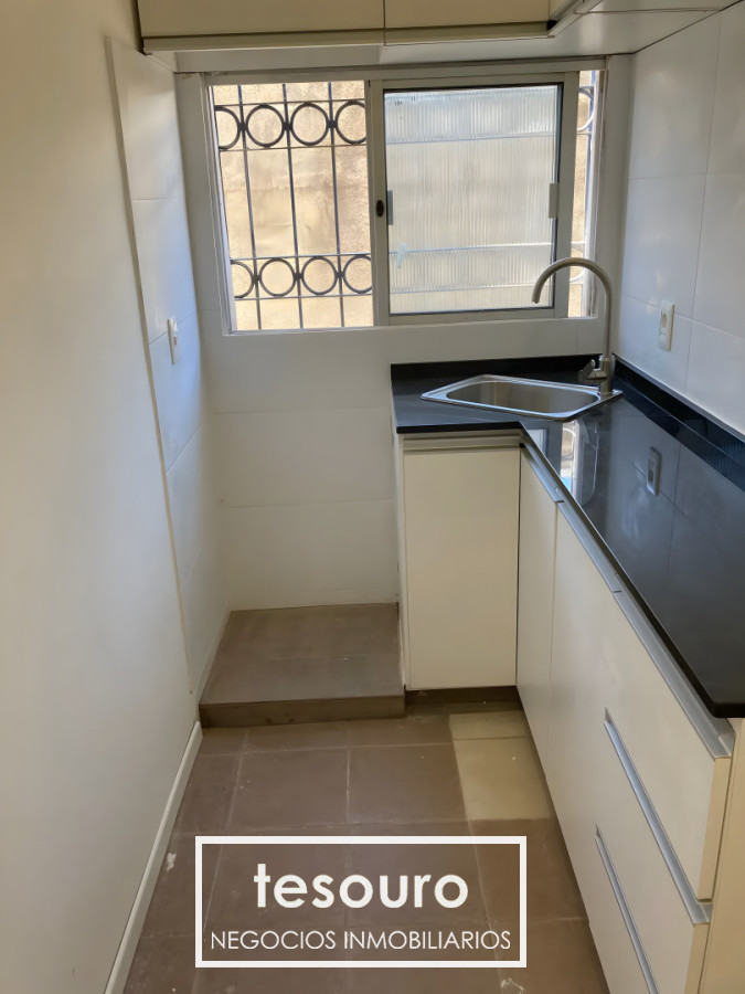 Apartamento ID.5402 - VENTA APARTAMENTO DE 1 DORMITORIO CON RENTA EN POCITOS
