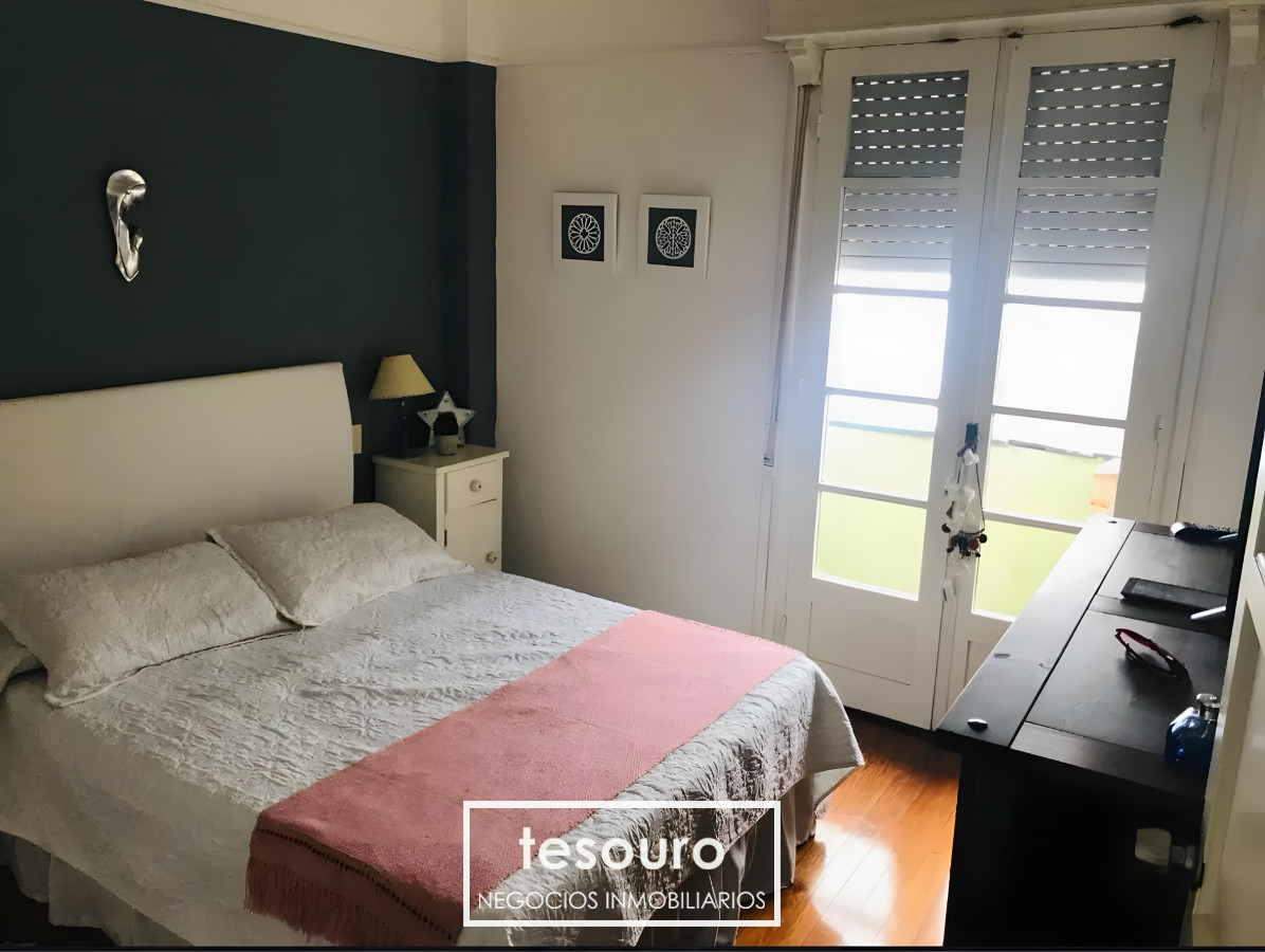 Apartamento ID.4628 - VENTA APARTAMENTO DE 2 DORMITORIOS EN POCITOS CON RENTA