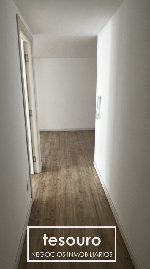 Apartamento ID.3668 -  Venta apartamento de 1 Dormitorio con Garaje en Cordón.