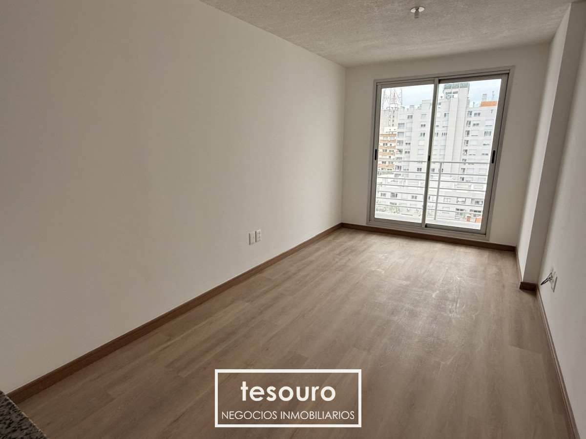 Apartamento ID.5496 - Alquiler de apartamento 1 dormitorio en Tres Cruces