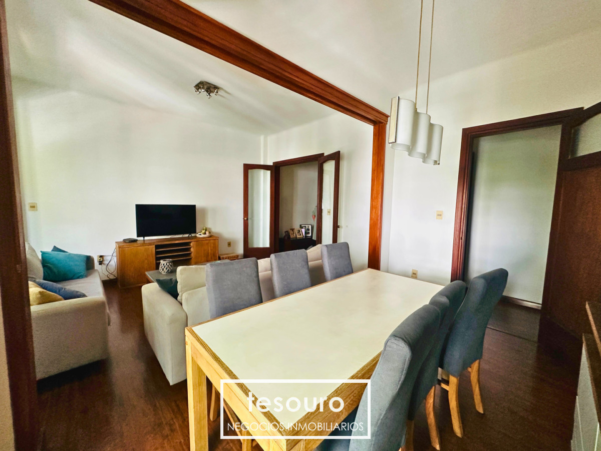 Apartamento ID.5414 - VENTA APARTAMENTO DE 4 DORMITORIOS EN POCITOS