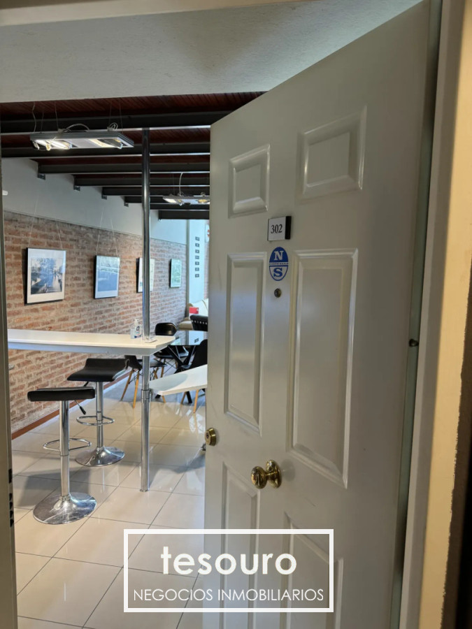 Apartamento ID.5434 - ALQUILER LOFT DÚPLEX DE 1 DORMITORIO EN PUNTA CARRETAS