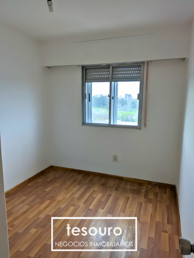Apartamento ID.4891 - VENTA APARTAMENTO DE 2 DORMITORIOS CON COCHERA EN MALVÍN