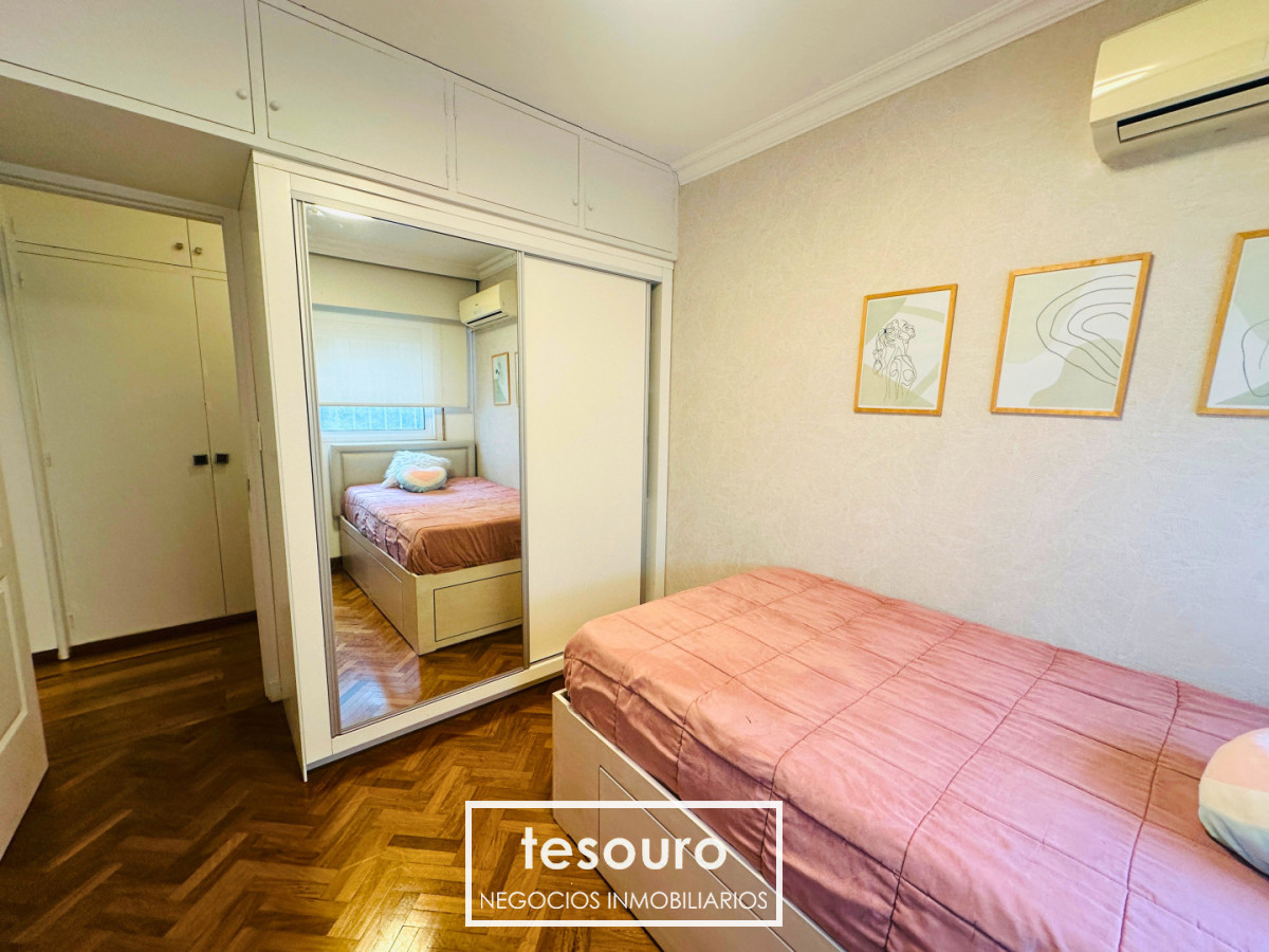 Apartamento ID.5681 - ALQUILER APARTAMENTO DE 3 DORMITORIOS Y SERVICIO EN POCITOS