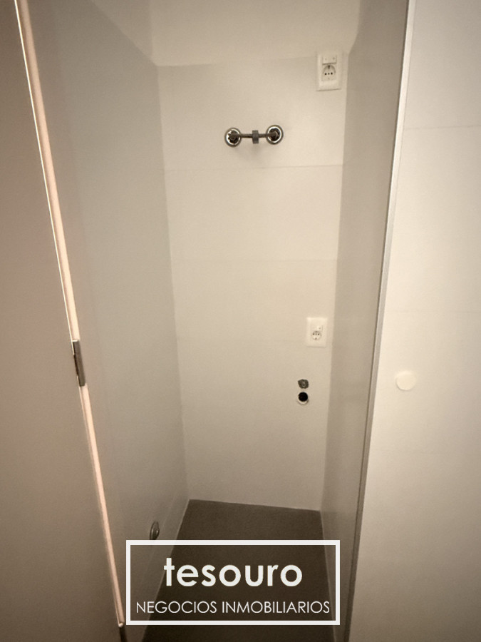Apartamento ID.5492 - Alquiler de apartamento 1 Dormitorio en Tres Cruces