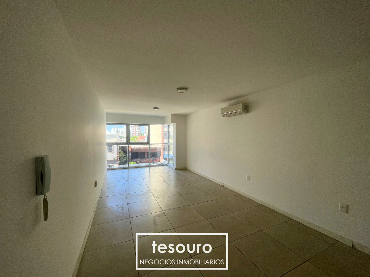 Apartamento ID.4632 - VENTA MONOAMBIENTE PRÓXIMO AL MONTEVIDEO SHOPPING