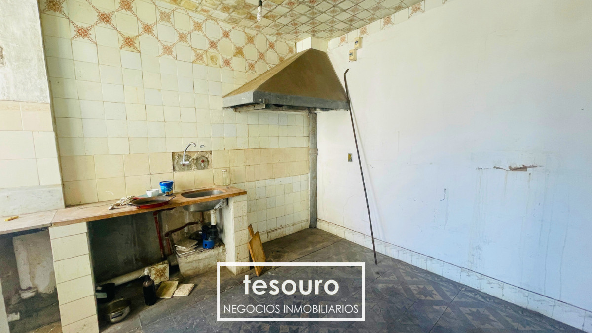 Apartamento ID.4890 - VENTA EDIFICIO EN PLENO CENTRO DE MONTEVIDEO  IDEAL INVERSIÓN Y DESARROLLO