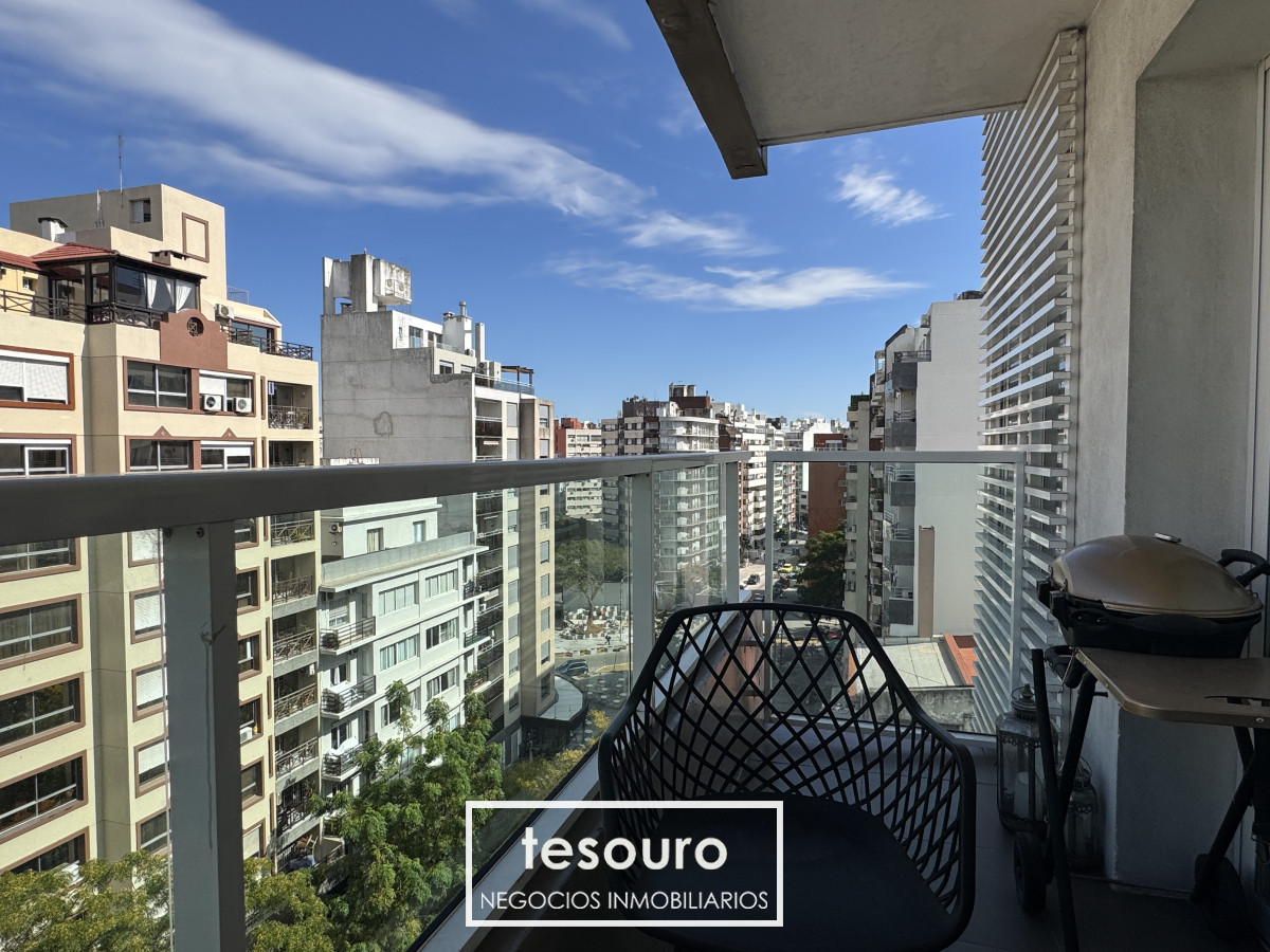 Apartamento ID.4702 - Venta de apartamento 2 dormitorios y gje en Pocitos.