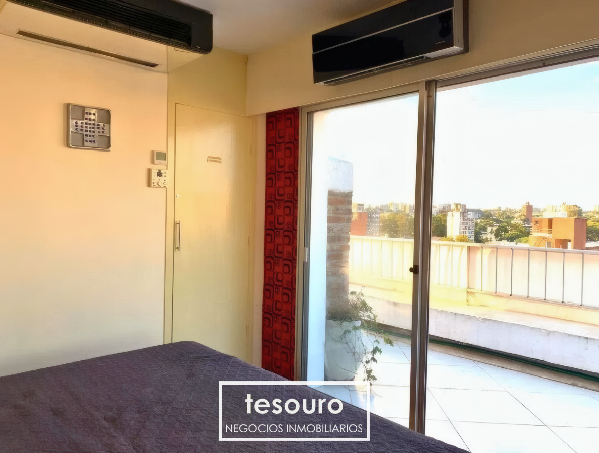 Apartamento ID.4604 - ALQUILER PENTHOUSE TIPO LOFT CON GRAN TERRAZA EN POCITOS