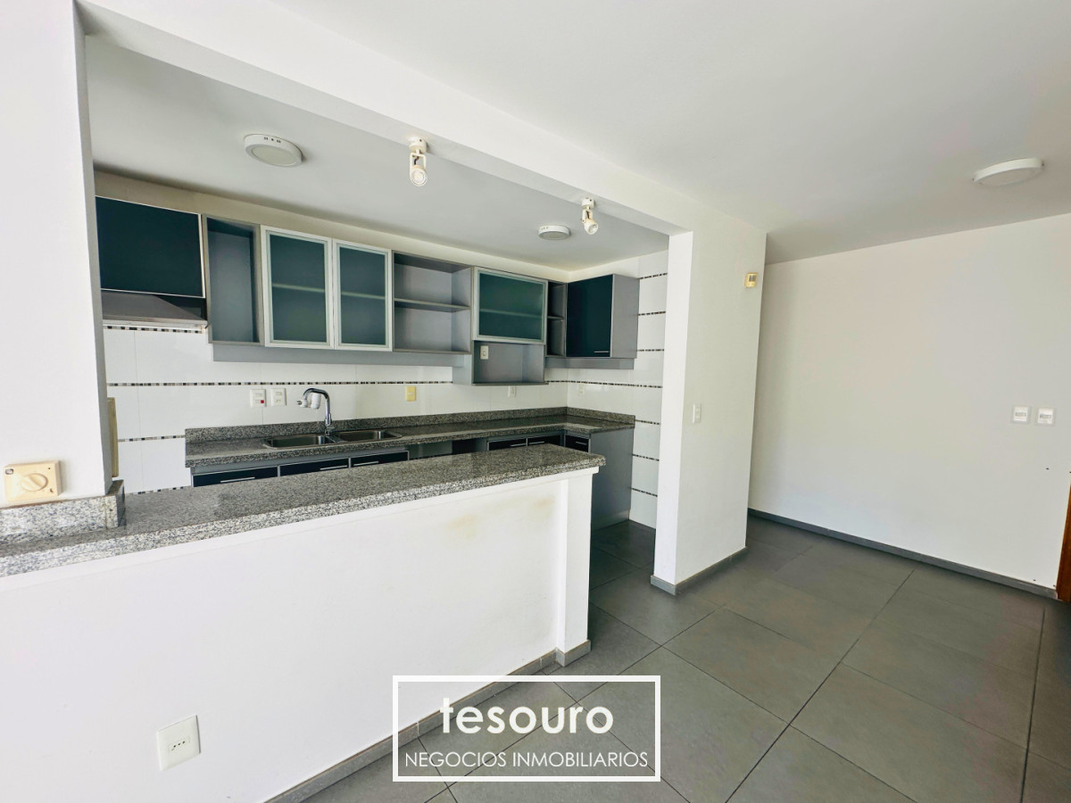 Apartamento ID.5505 - ALQUILER APARTAMENTO DE 2 DORMITORIOS FRENTE AL MAR EN MALVÍN