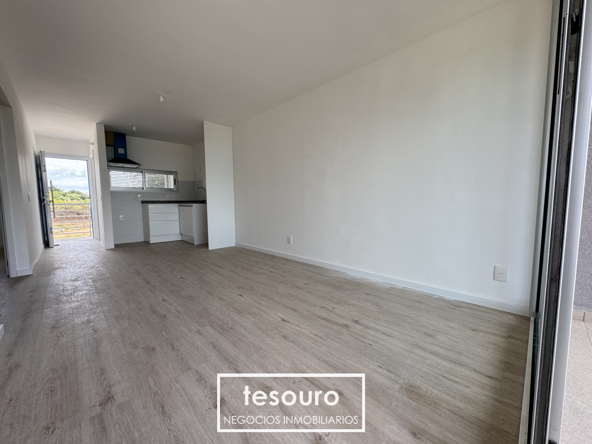 Apartamento ID.4602 - Alquiler apartamento 2 dormitorios en Pando