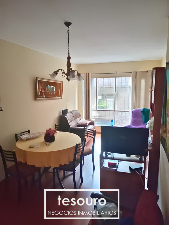 Apartamento ID.4986 - VENTA APARTAMENTO DE 2 DORMITORIOS EN CORDON SOBRE 18 DE JULIO