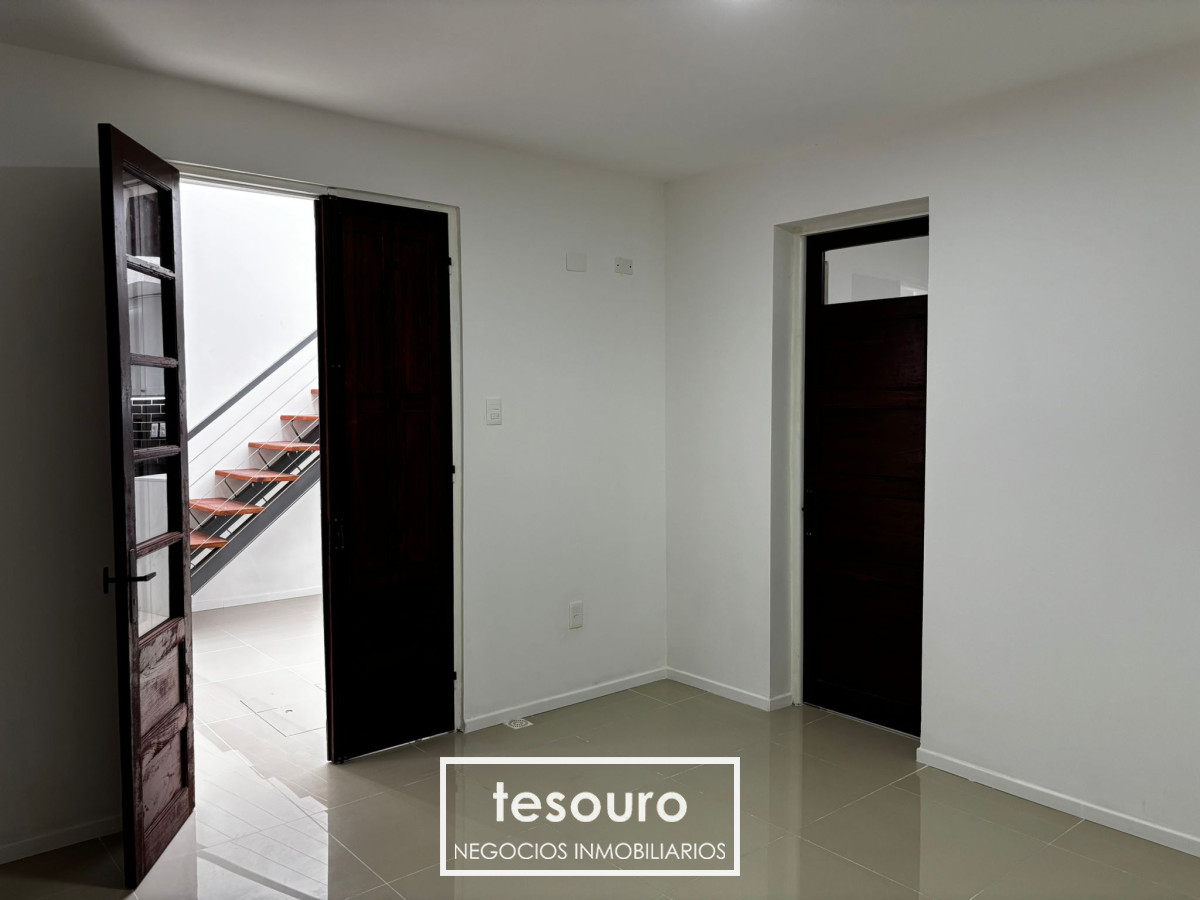 Apartamento ID.4555 - VENTA APARTAMENTO DE 3 DORMITORIOS EN VILLA ESPAÑOLA