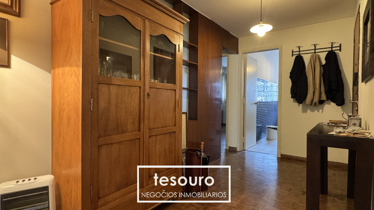 Apartamento ID.4250 - Alquiler Apartamento de 2 dormitorios y garaje en Pocitos