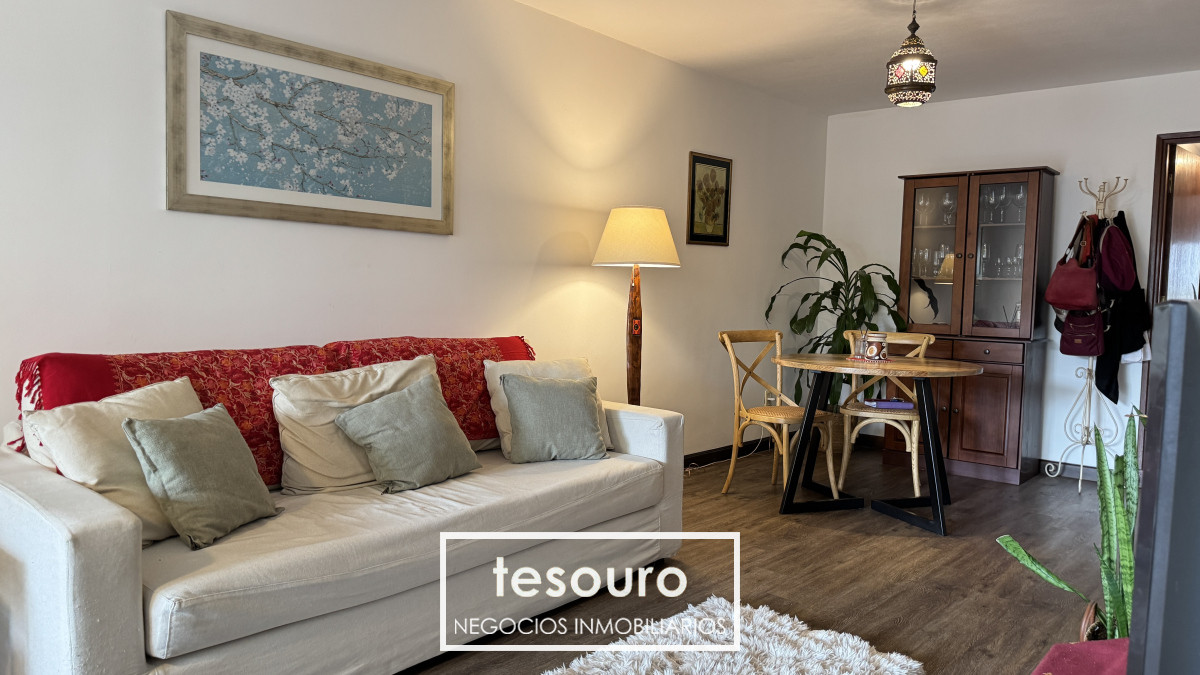 Apartamento ID.4203 - Venta Apartamento de 2 Dormitorios En Puertito de Buceo