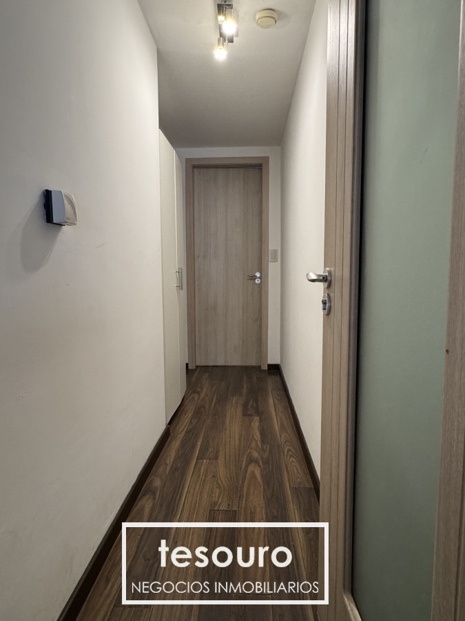 Apartamento ID.4702 - Venta de apartamento 2 dormitorios y gje en Pocitos.