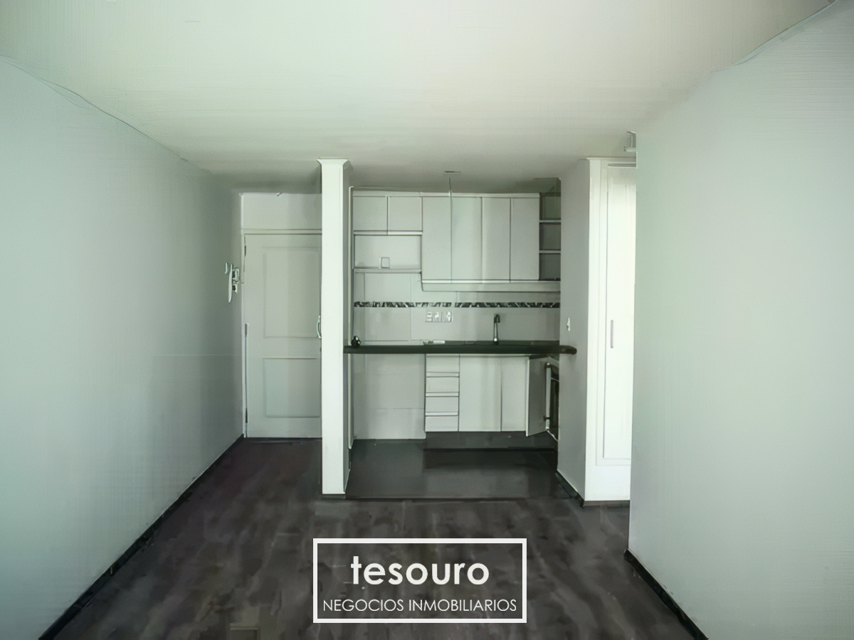 Apartamento ID.4609 - ALQUILER APARTAMENTO DE 1 DORMITORIO EN POCITOS CON GRAN PATIO