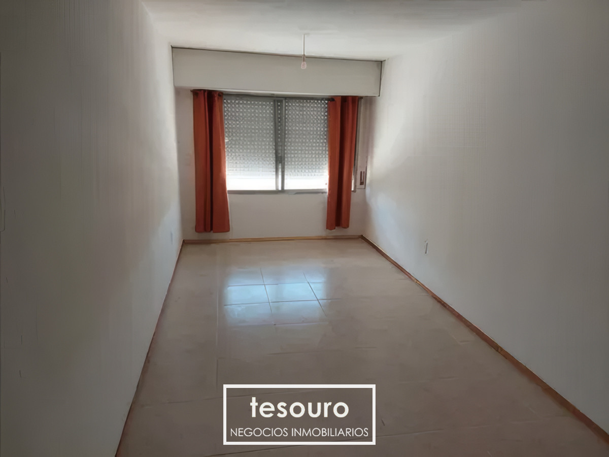 Apartamento ID.4829 - VENTA MONOAMBIENTE EN CORDÓN SOBRE 18 DE JULIO CON RENTA