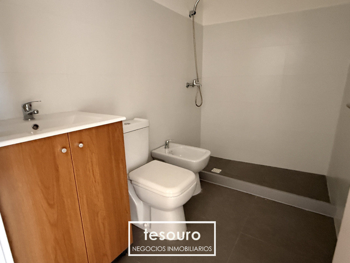 Apartamento ID.5497 - Alquiler Apartamento 1 Dormitorio en Tres Cruces