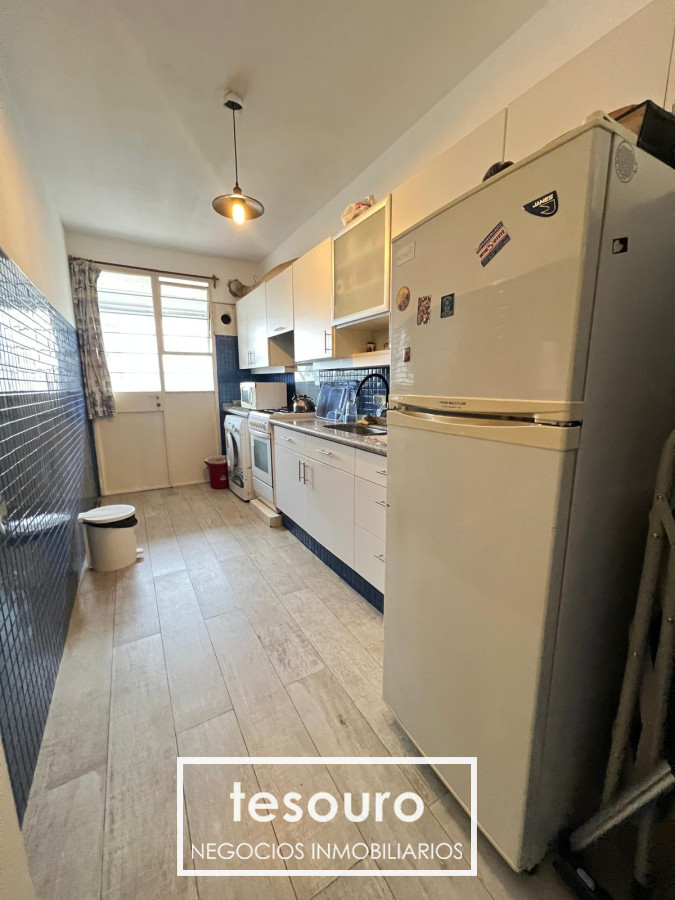 Apartamento ID.4250 - Alquiler Apartamento de 2 dormitorios y garaje en Pocitos