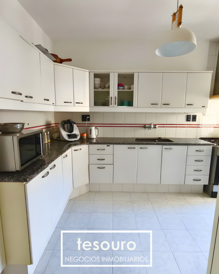 Apartamento ID.5357 - VENTA APARTAMENTO DE 3 DORMITORIOS EN POCITOS