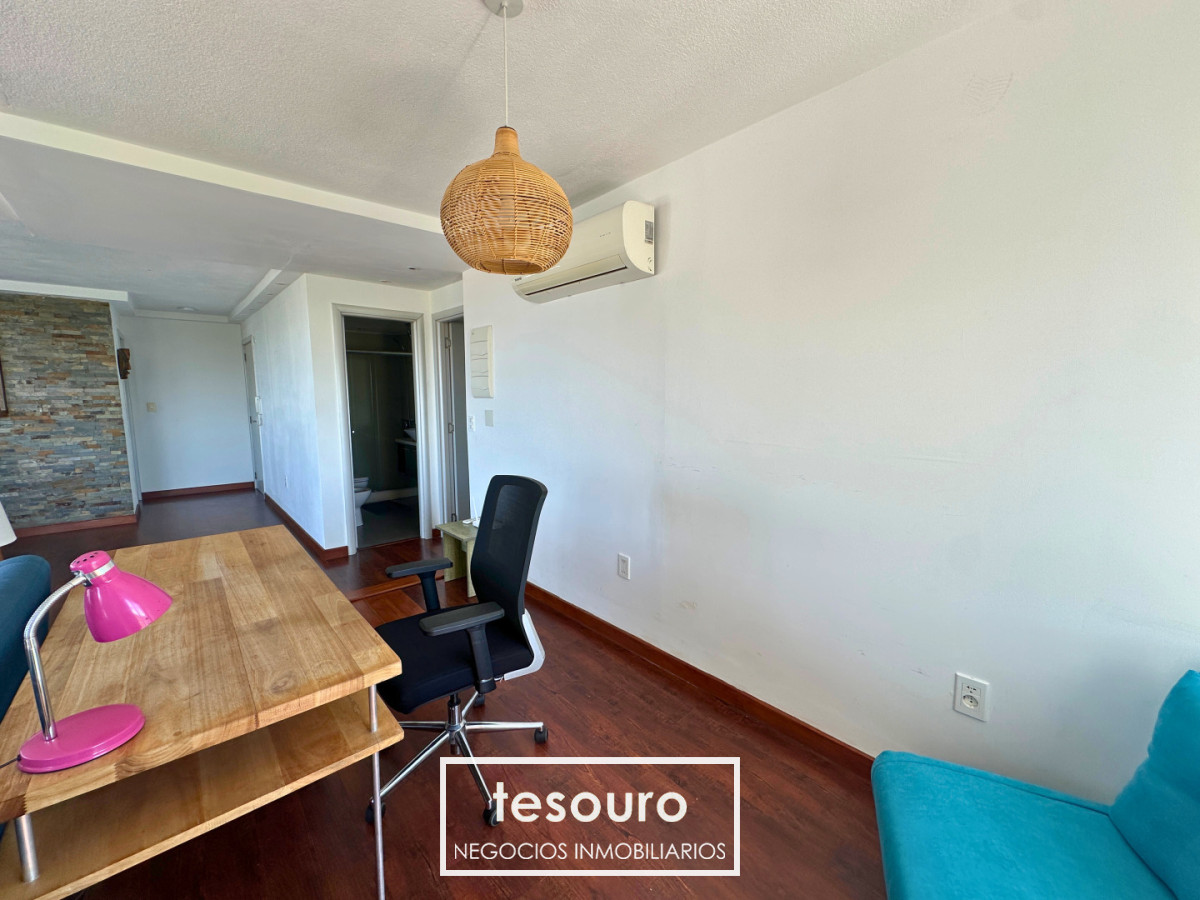 Apartamento ID.5381 - ALQUILER APARTAMENTO PREMIUM CON TERRAZA PARRILLERO Y GARAGE EN POCITOS NUEVO