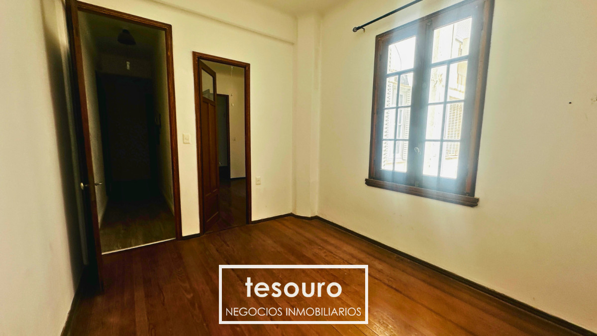Apartamento ID.5129 - VENTA APARTAMENTO DE 3 DORMITORIOS EN CENTRO