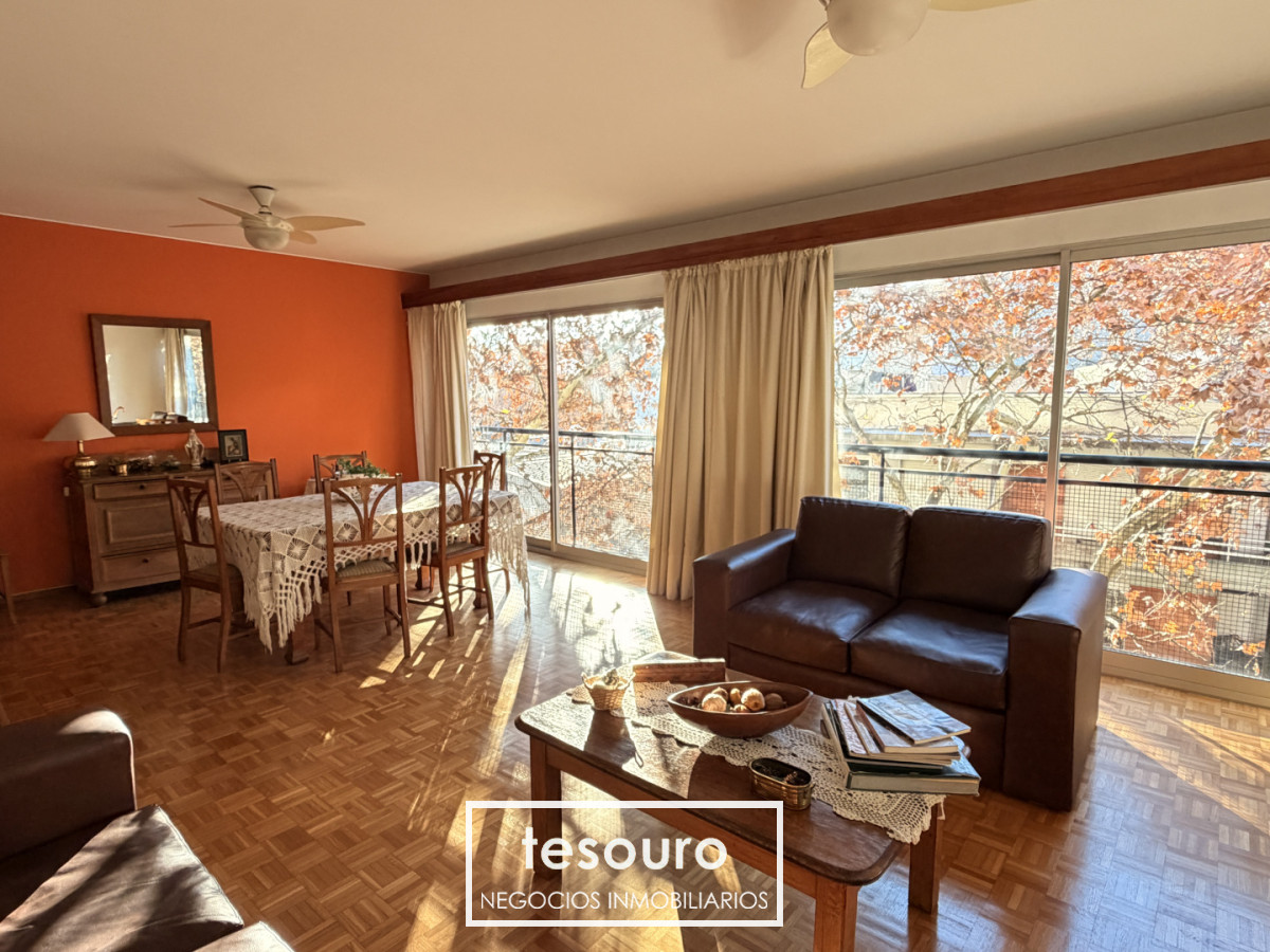 Apartamento ID.5539 - Apartamento en alquiler de 3 dormitorios y servicio en Centro