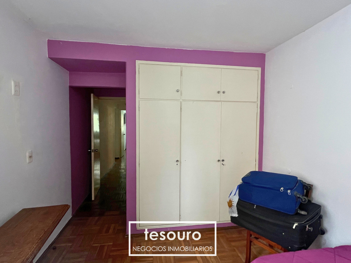 Apartamento ID.4654 - VENTA APARTAMENTO DE 3 DORMITORIOS EN POCITOS PRÓXIMO A LA RAMBLA