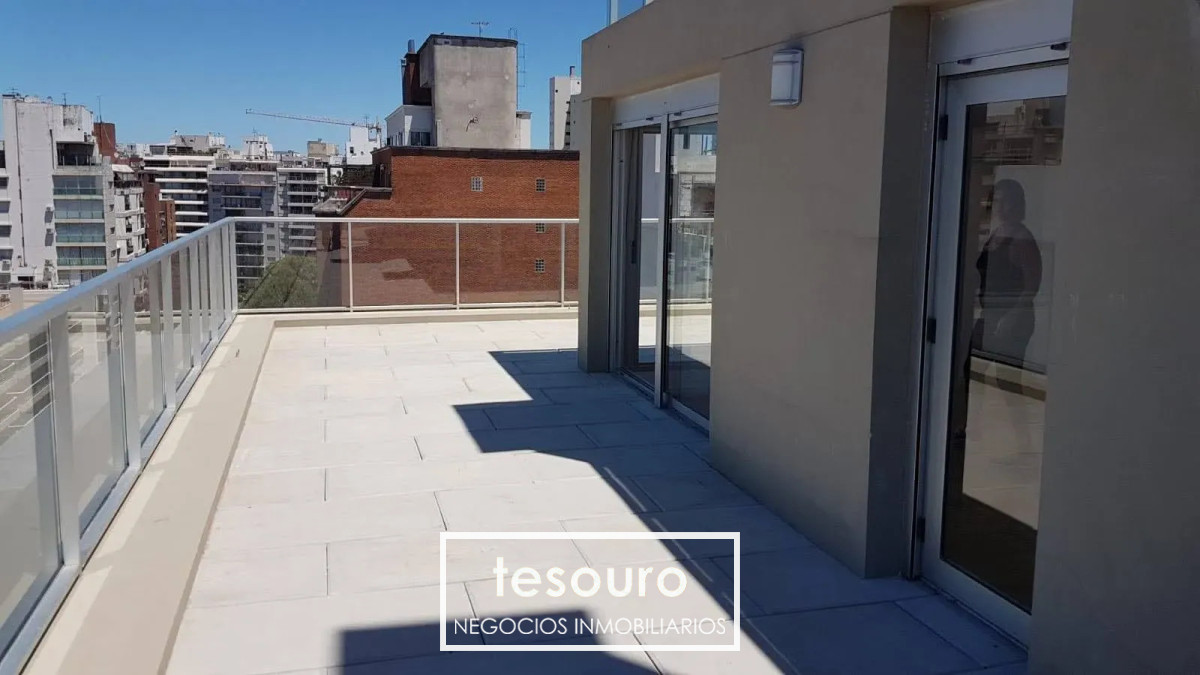 Apartamento ID.5482 - ALQUILER MONOAMBIENTE PENTHOUSE CON GRAN TERRAZA EN POCITOS NUEVO