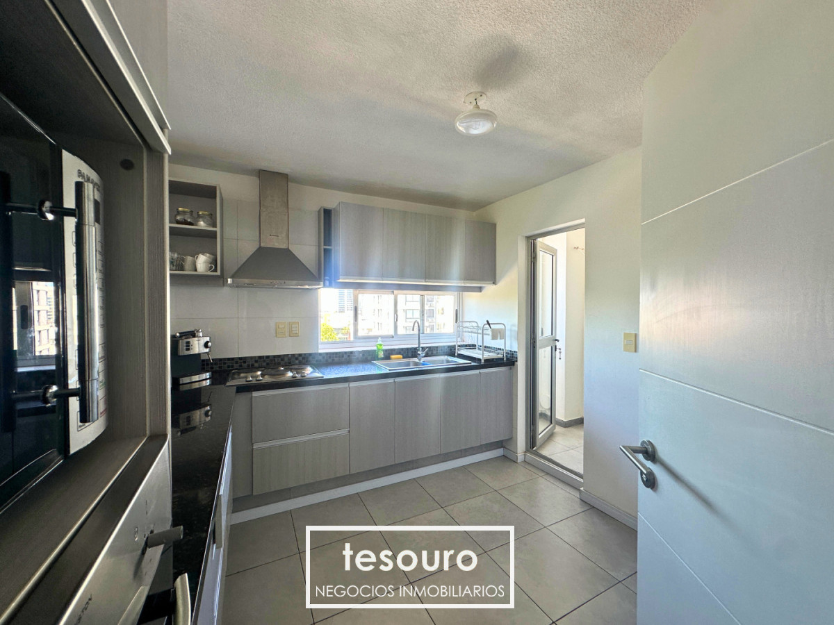 Apartamento ID.5381 - ALQUILER APARTAMENTO PREMIUM CON TERRAZA PARRILLERO Y GARAGE EN POCITOS NUEVO