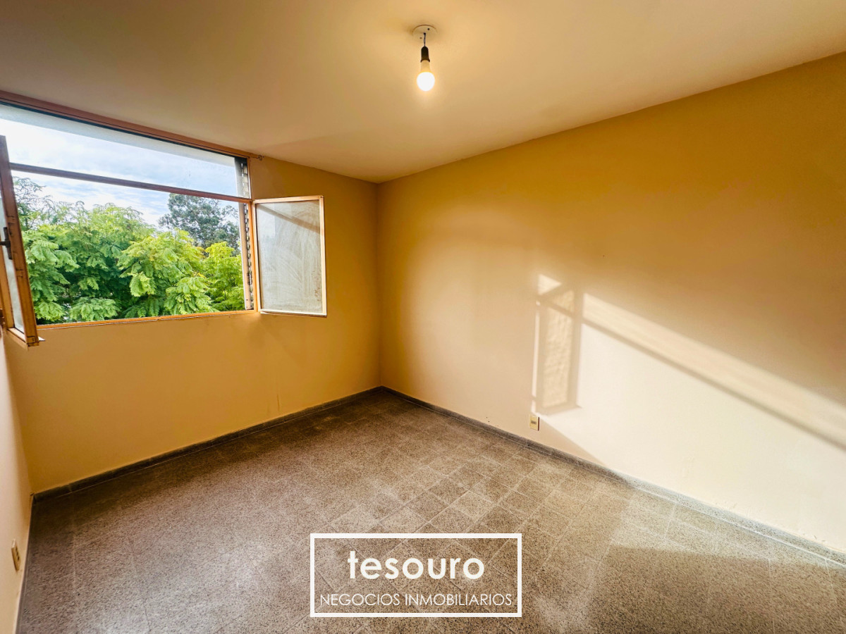 Apartamento ID.5709 - VENTA APARTAMENTO DE 2 DORMITORIOS EN BUCEO