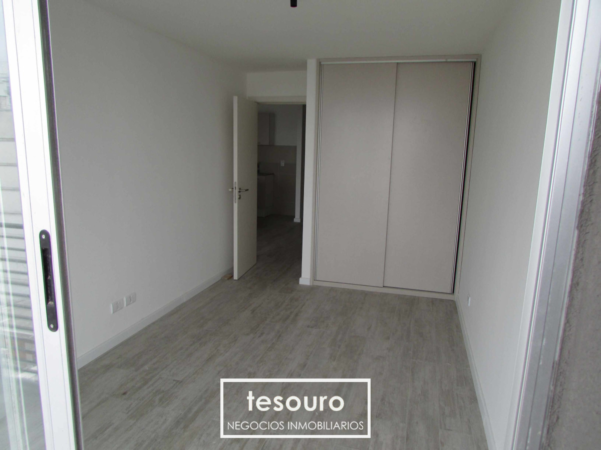 Apartamento ID.3660 - Alquiler 1 Dormitorio piso alto