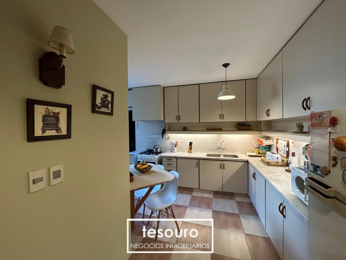 Apartamento ID.5539 - Apartamento en alquiler de 3 dormitorios y servicio en Centro