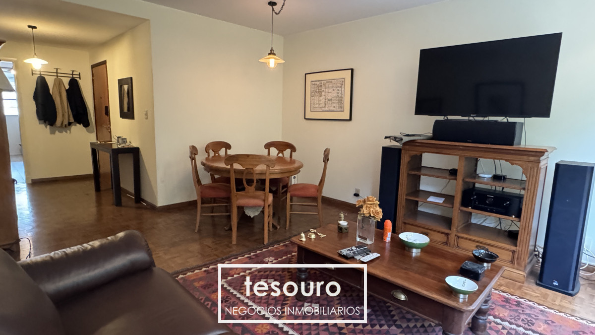 Apartamento ID.4250 - Alquiler Apartamento de 2 dormitorios y garaje en Pocitos
