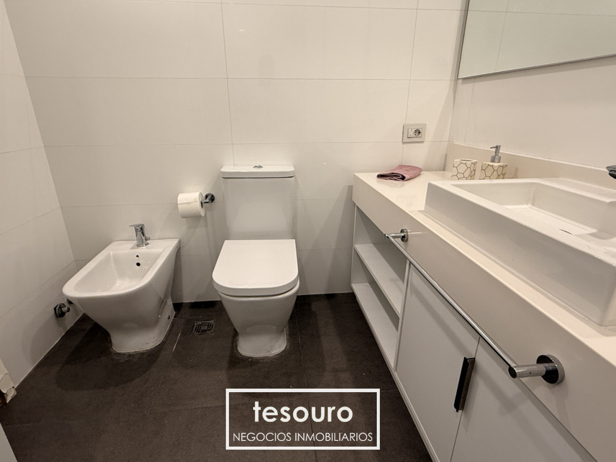 Apartamento ID.2884 - Alquiler de apartamento de 2 dormitorios en Puerto del Buceo
